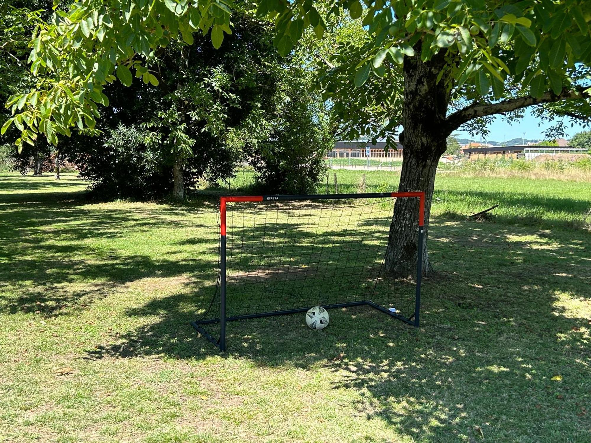 Jolie Villa Independante Climatisee 3 Chambres Tout Confort 6 Couchages, Piscine Chauffee 4 X 8 Disponible Selon Meteo De Mai A Fin Septembre, Jacuzzi 4 Places, Boulodrome Eclaire, Ping-Pong, Wifi, Proche Commerces Animaux Domestiques Sur Demande Bretenoux Exterior foto